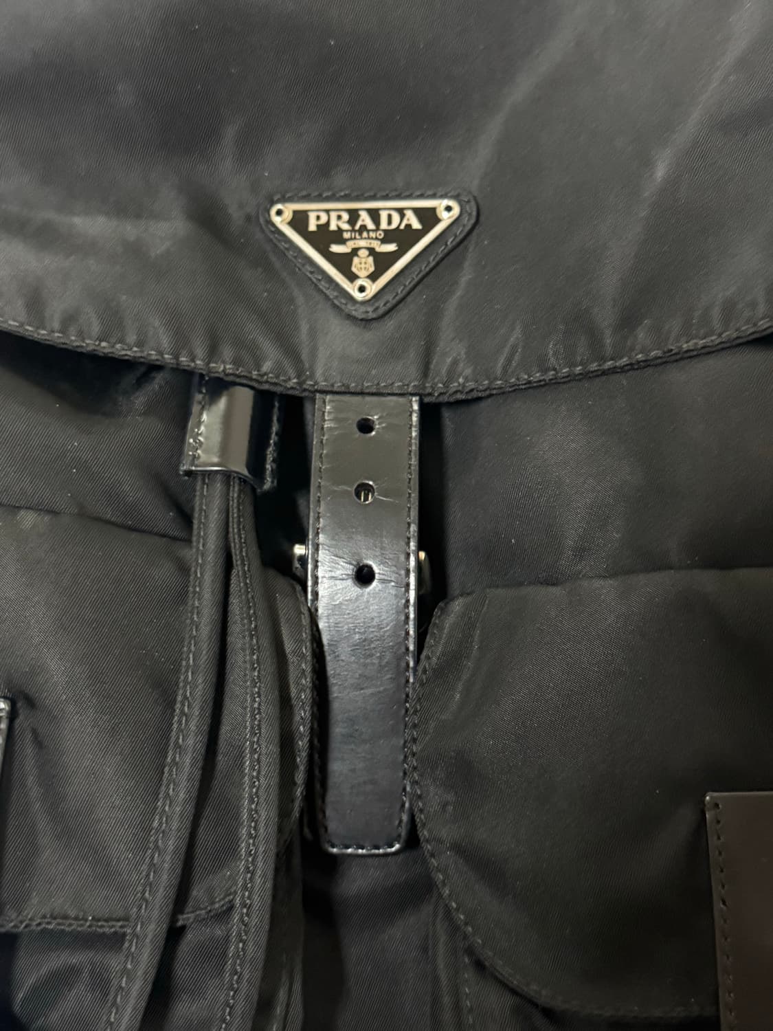 프라다 나일론백팩 M사이즈 상품이미지4