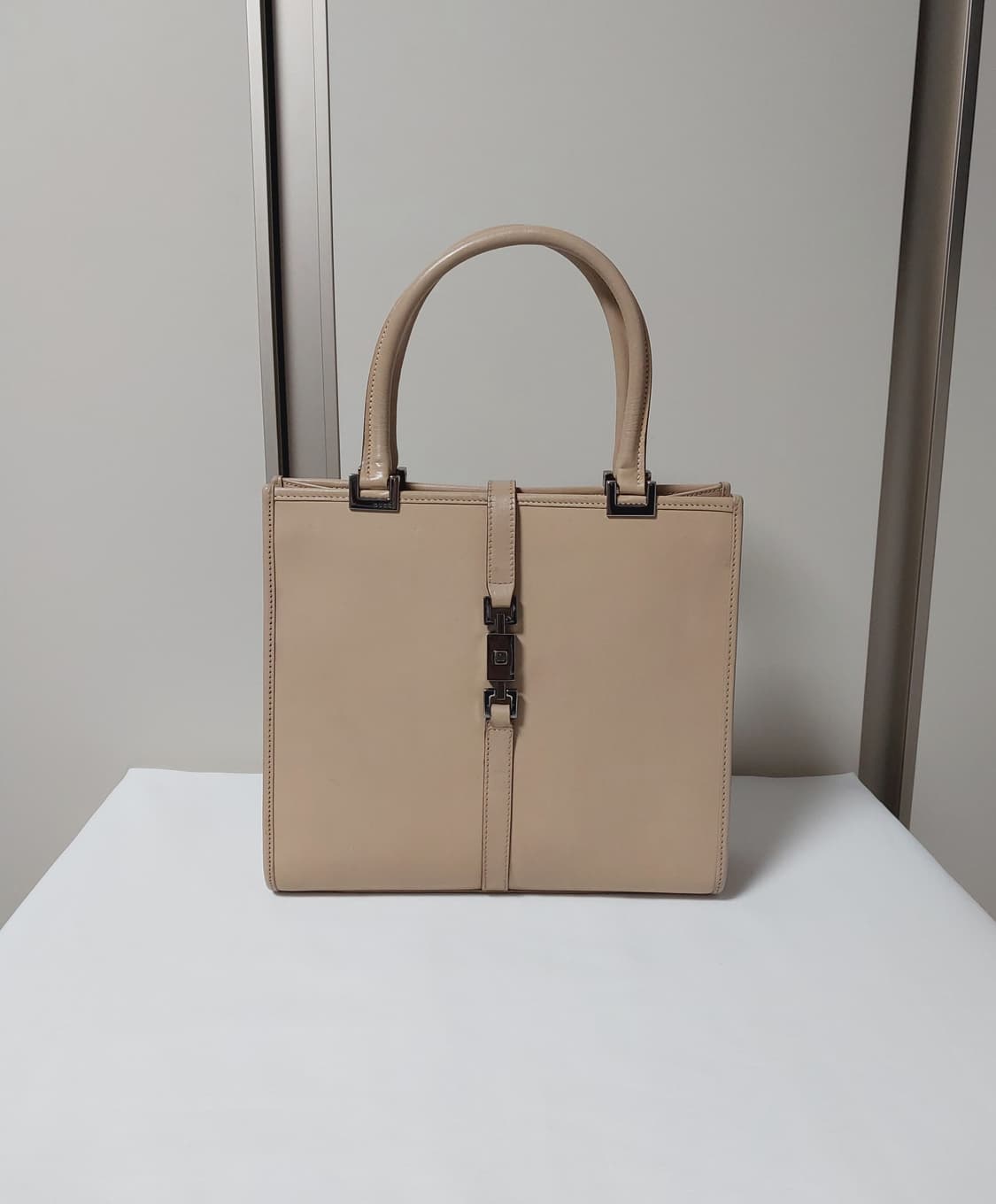 구찌 빈티지 레더 재키백 베이지 상품이미지1