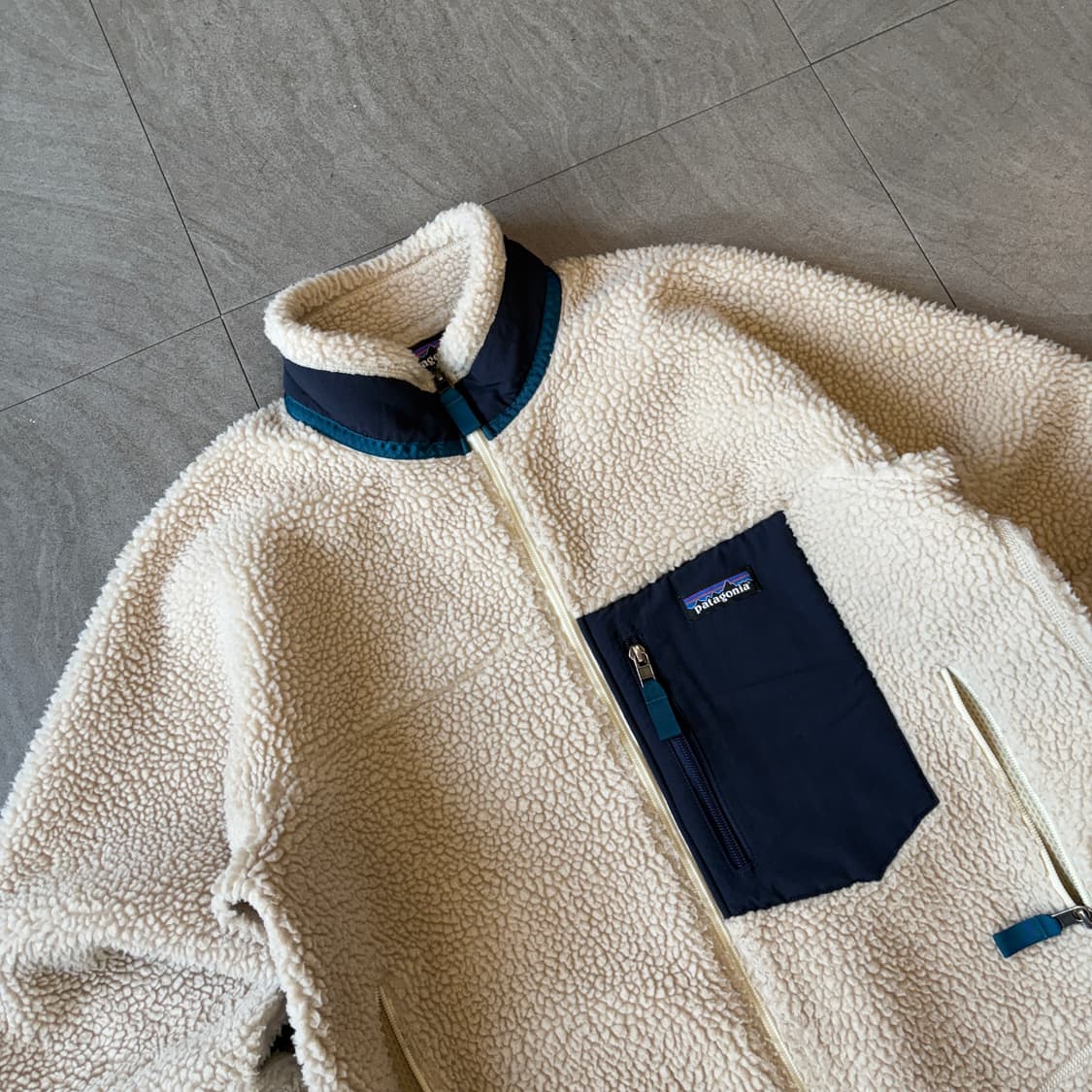 파타고니아 정품 레트로x 플리스 아이보리 자켓  상품이미지2