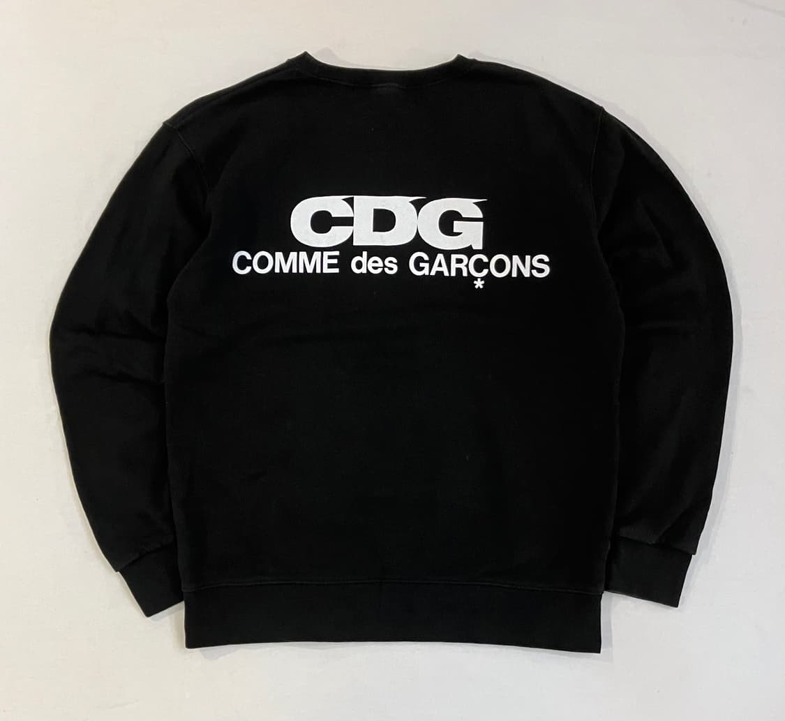 꼼데가르송 CDG 빅로고 블랙 맨투맨 상품이미지1
