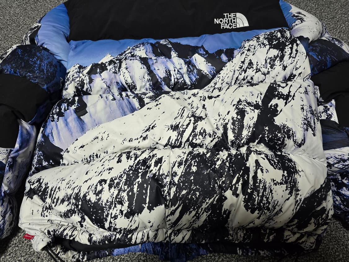 [M] 슈프림 노스페이스 설산 마운틴 발토로 패딩 다운 자켓 상품이미지4