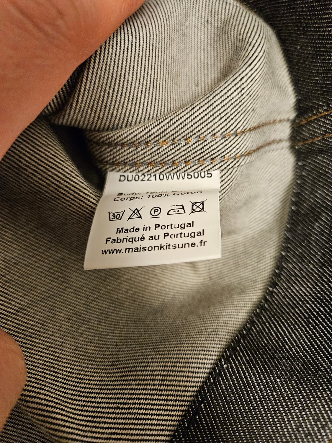 메종키츠네 데님 자켓 새상품 판매합니다! 상품이미지3