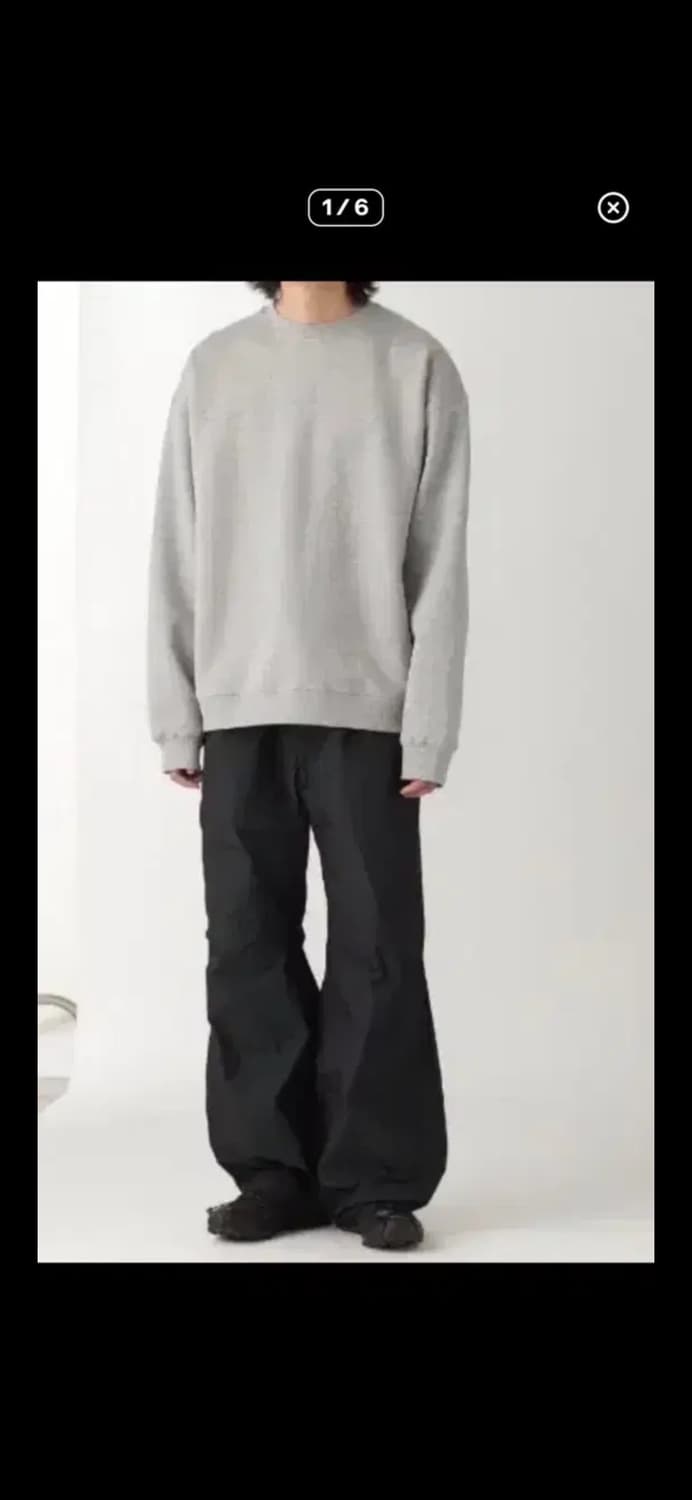 해칭룸 크롭 맨투맨 상품이미지1