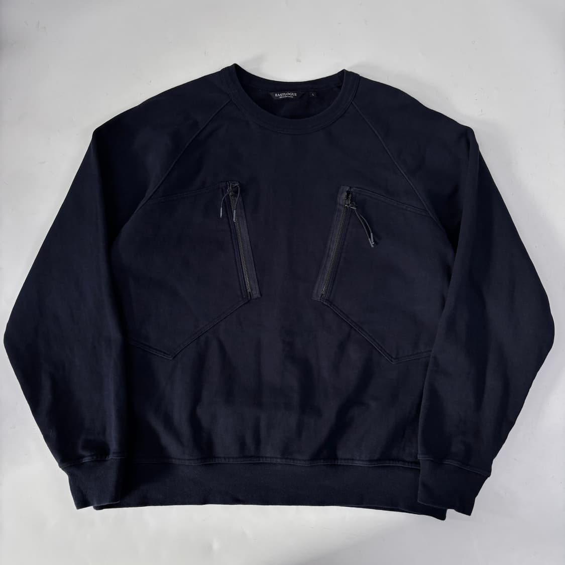 이스트로그 맨투맨 상품이미지1