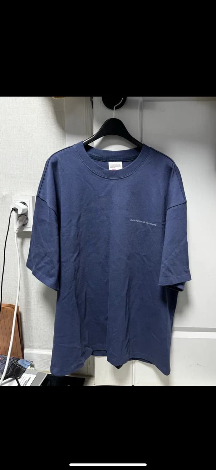 무료배송) 베를린포토북 티셔츠 m size 상품이미지1