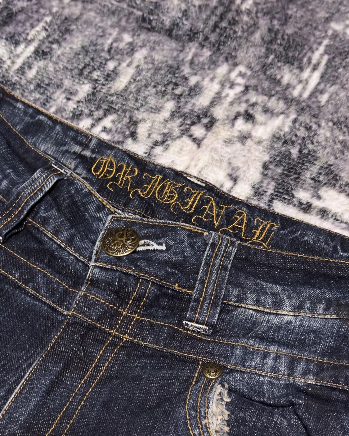 {UNKNOWN} Skull Patch Flare Jeans 상품이미지5