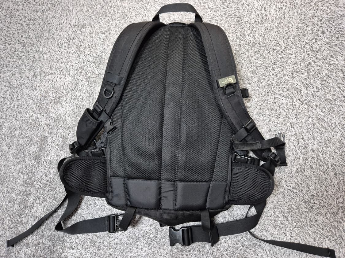 노스페이스 핫샷 블랙 백팩 상품이미지4