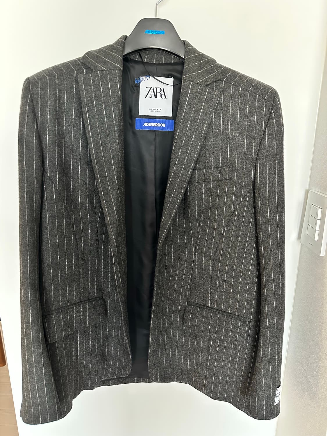 아더에러 자라 스트라이프 블레이저 상품이미지1