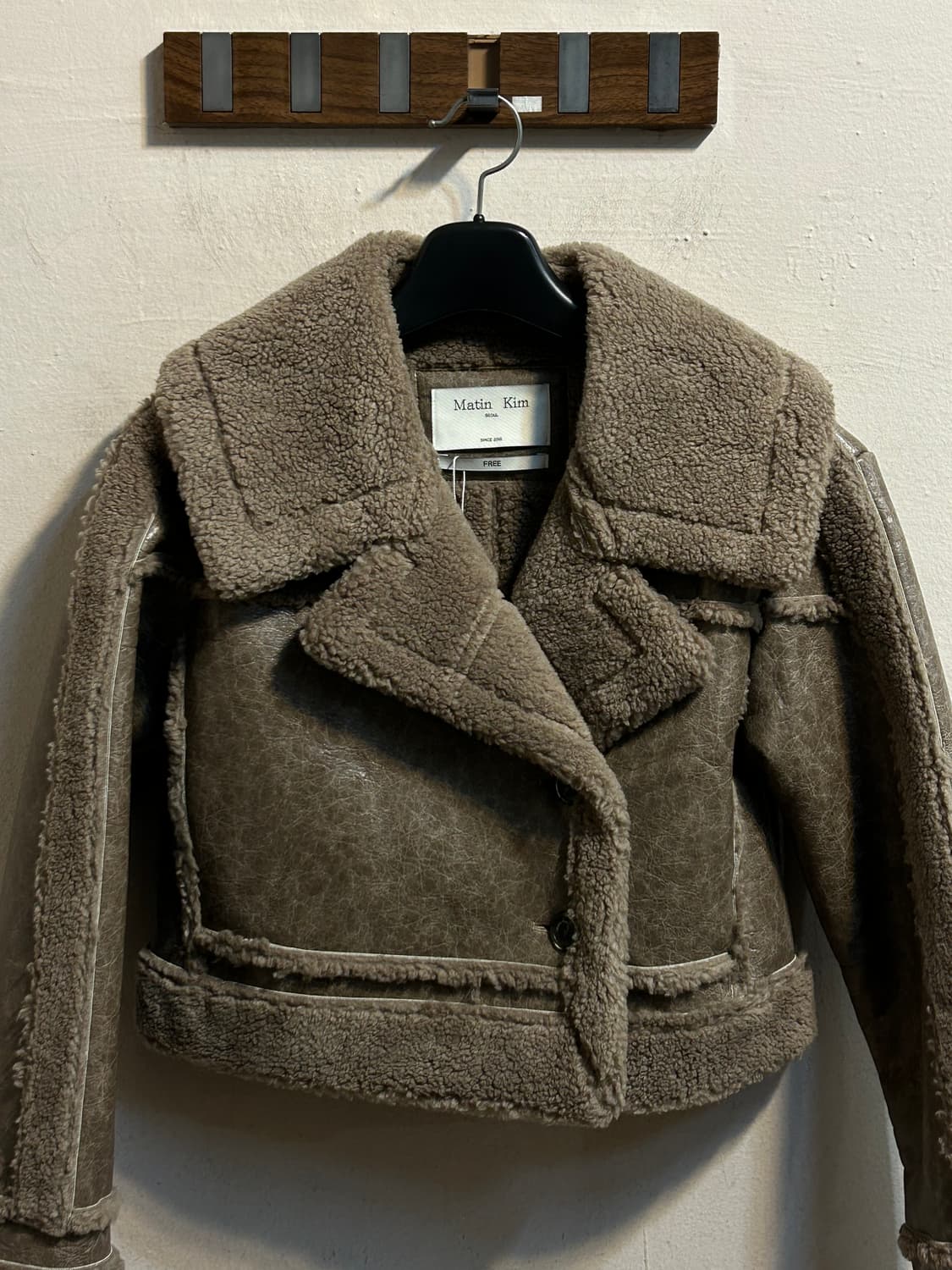 마뗑킴 퍼 무스탕 자켓 상품이미지2