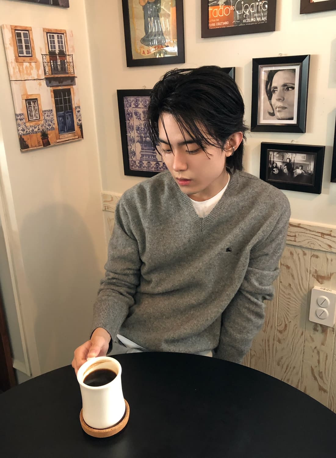 버버리 브이넥 스웨터 상품이미지4