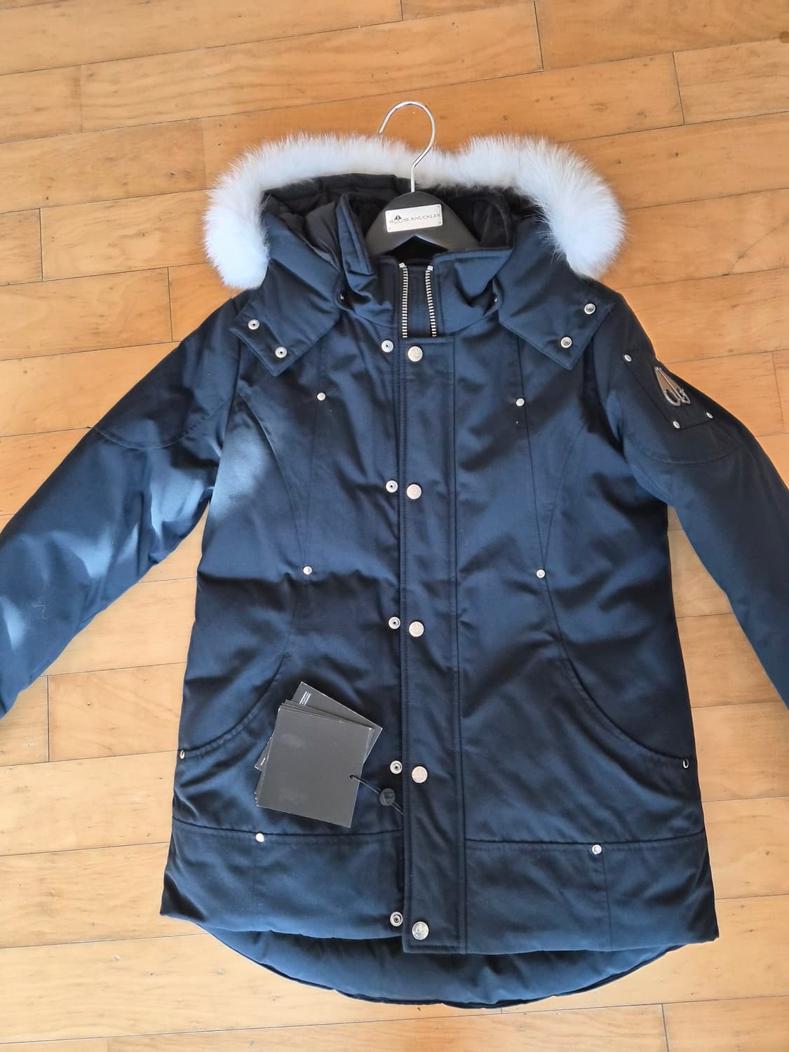 무스너클키즈패딩 새상품 라지 상품이미지1