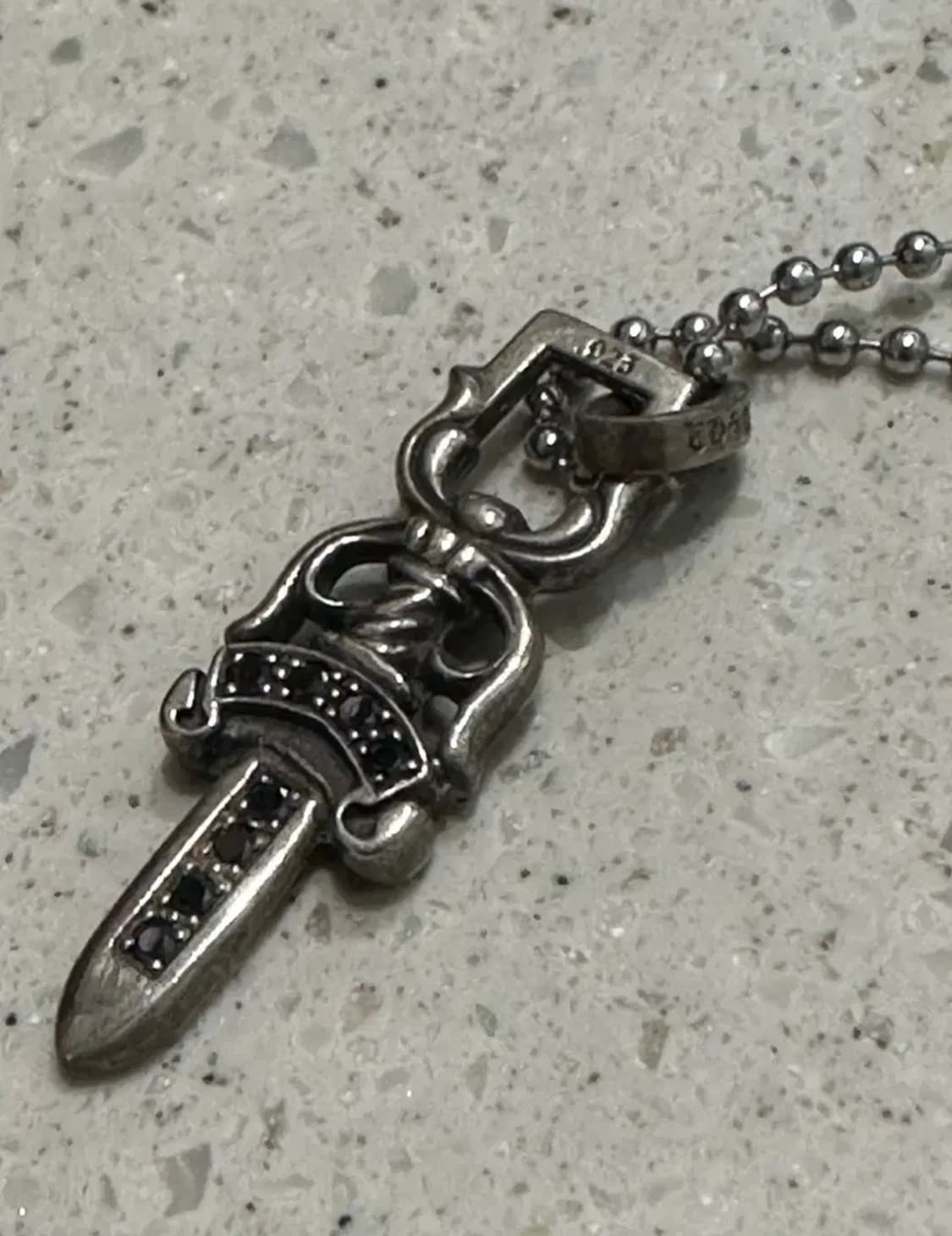 크롬하츠 M 대거 팬던트(파베 블랙다이아) 상품이미지2
