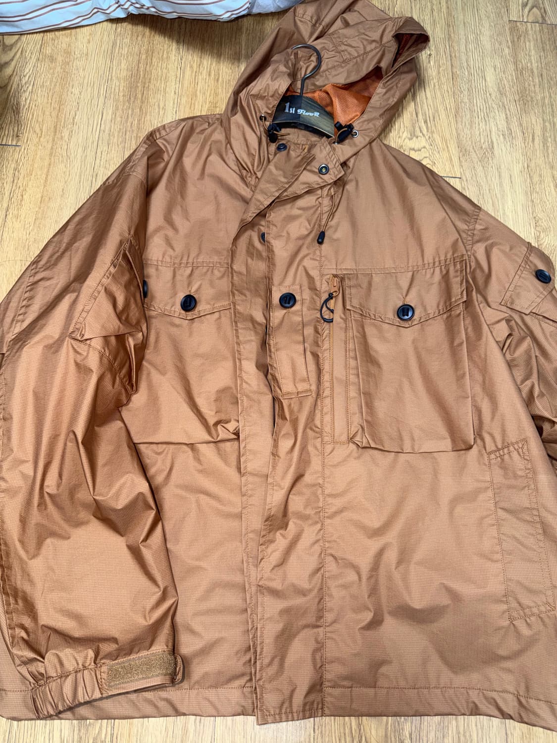 아웃스탠딩 바람막이 상품이미지1