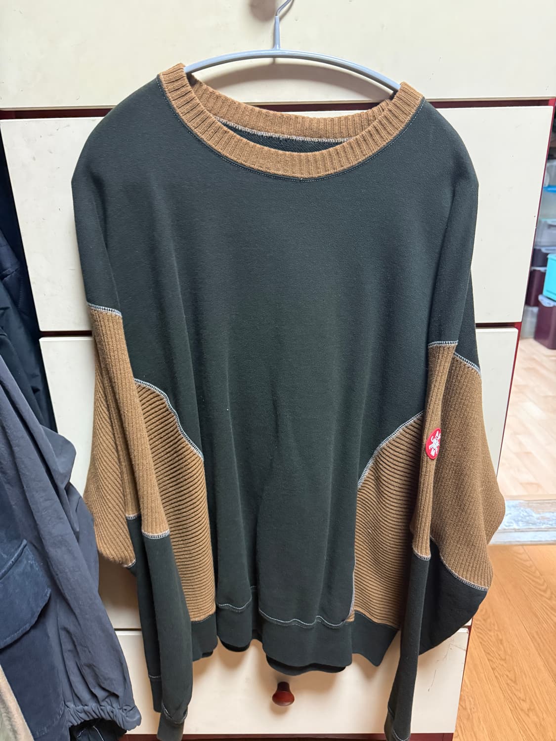 [XL] 카브엠트 와이드립 컷 크루넥 20만 상품이미지2