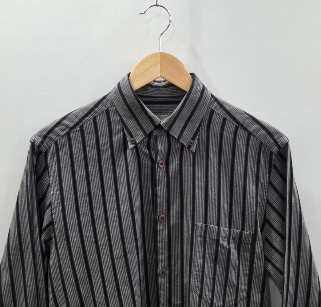 지방시 버튼다운 스트라이프 셔츠 상품이미지2
