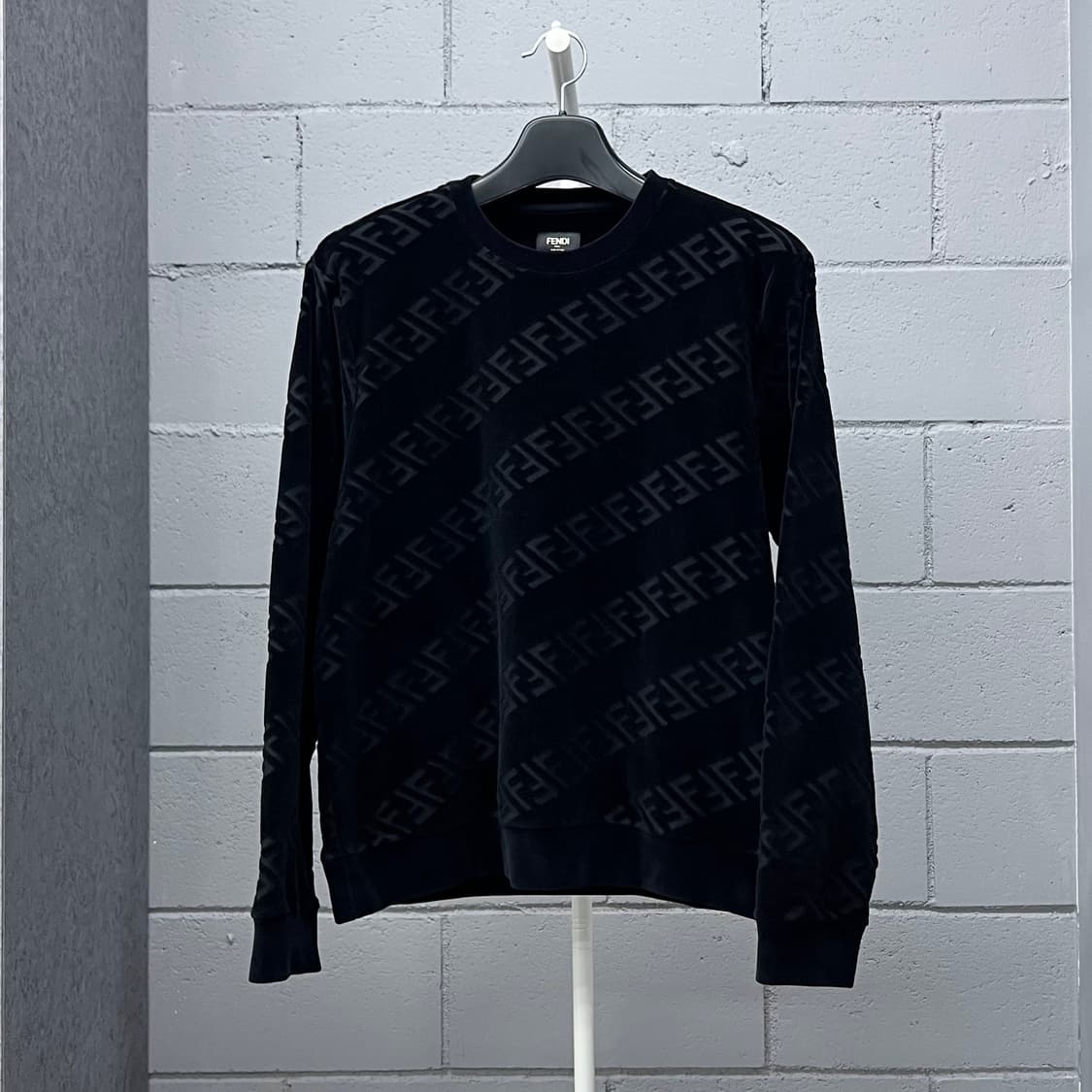 (M) 펜디 벨벳 맨투맨 상품이미지1