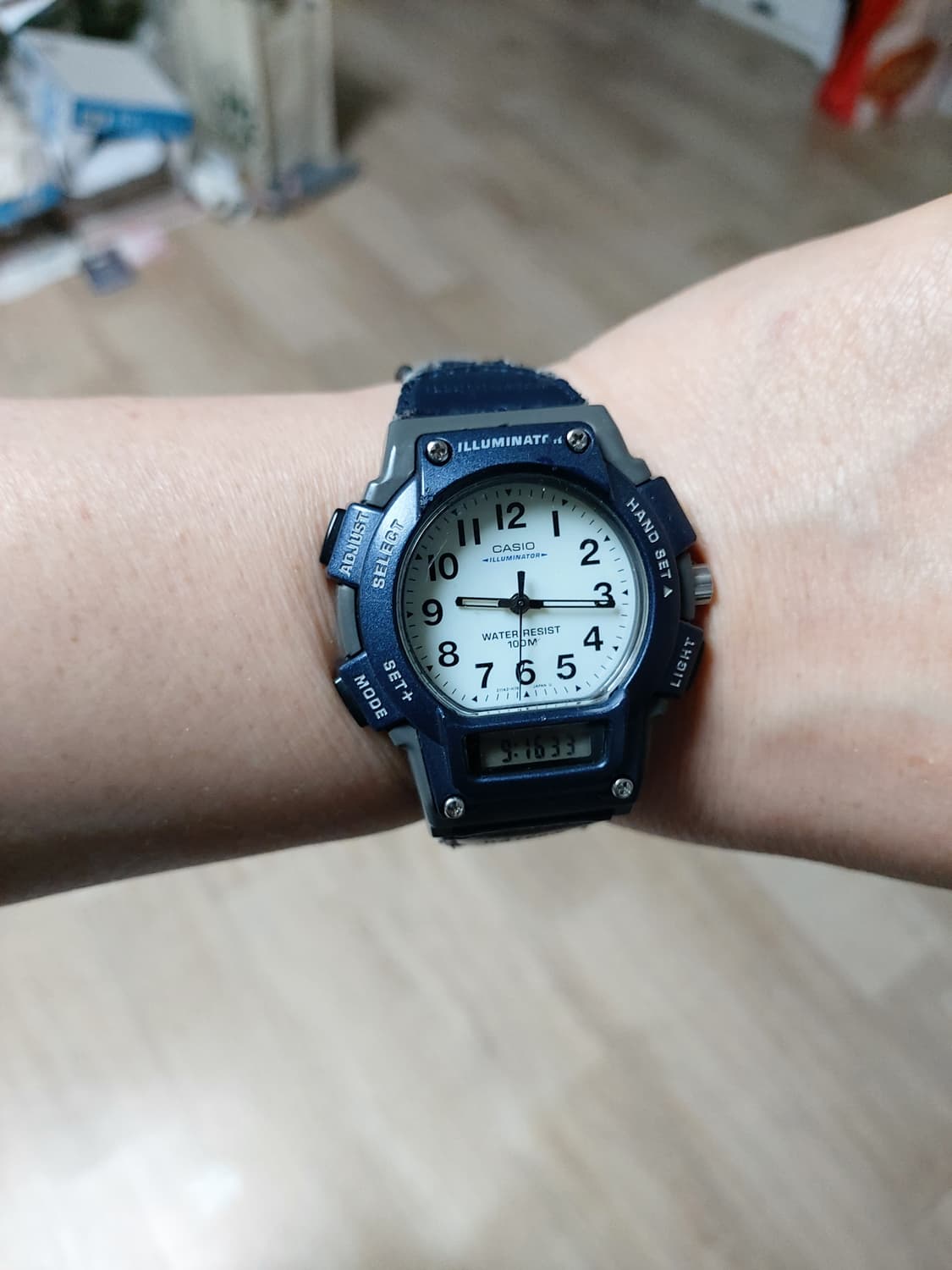 네이비 색상의 카시오 전자시계 상품이미지4