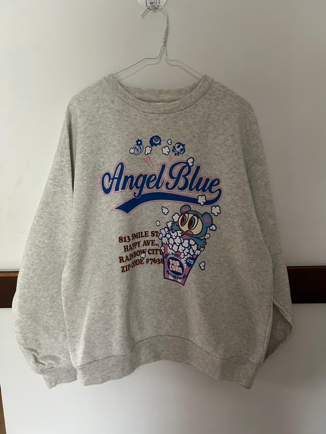 Angel blue 맨투맨 상품이미지1