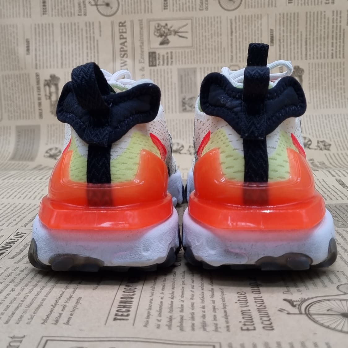 나이키 리액트 비전 여성런닝화245 상품이미지4