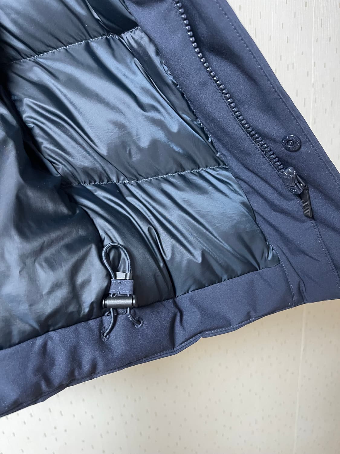 유니클로 정품 하이브리드 다운 파카 m 상품이미지9