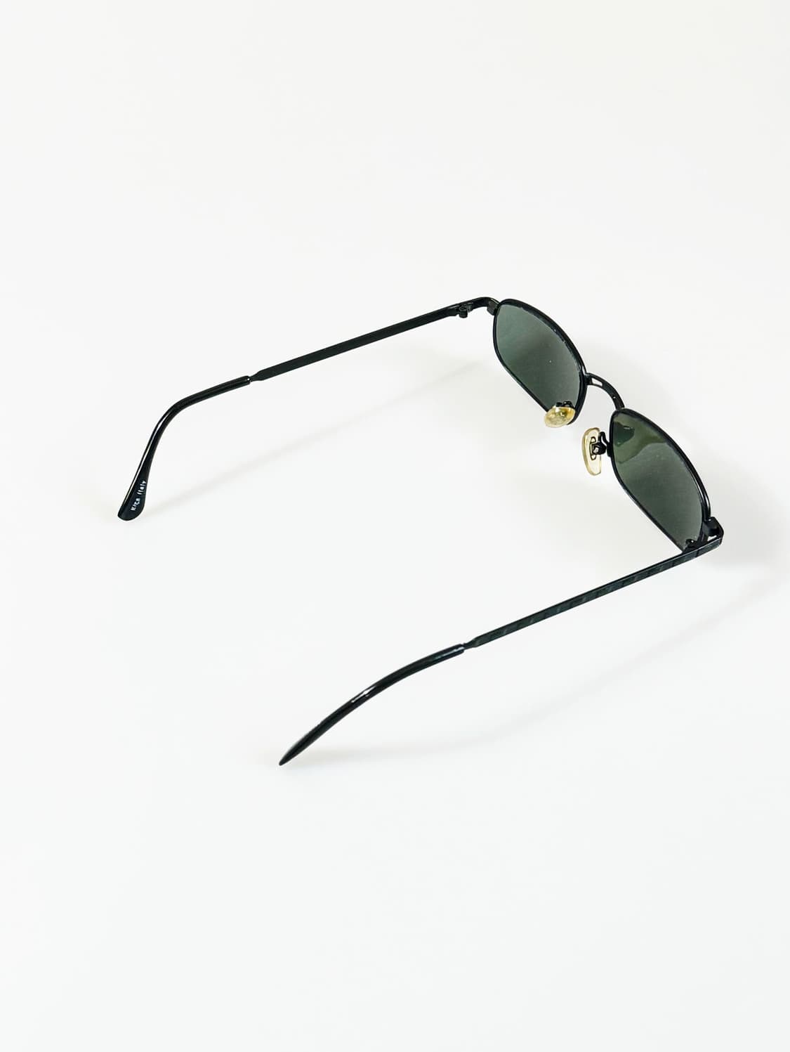 90s 유럽제 블랙 메탈 슬림 스퀘어 빈티지 선글라스 상품이미지4