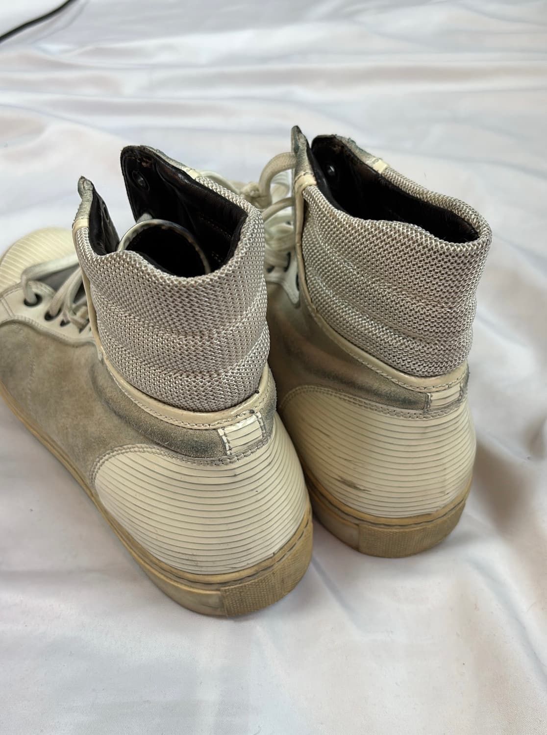 Futuristic Sneakers 260 상품이미지3