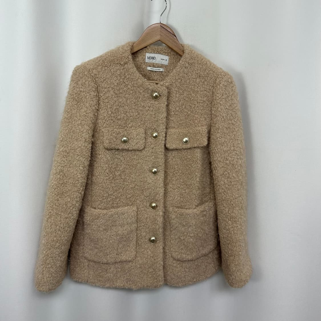 미쏘 여자 울 양모 금장버튼 자켓 S (44-55추천) 상품이미지1