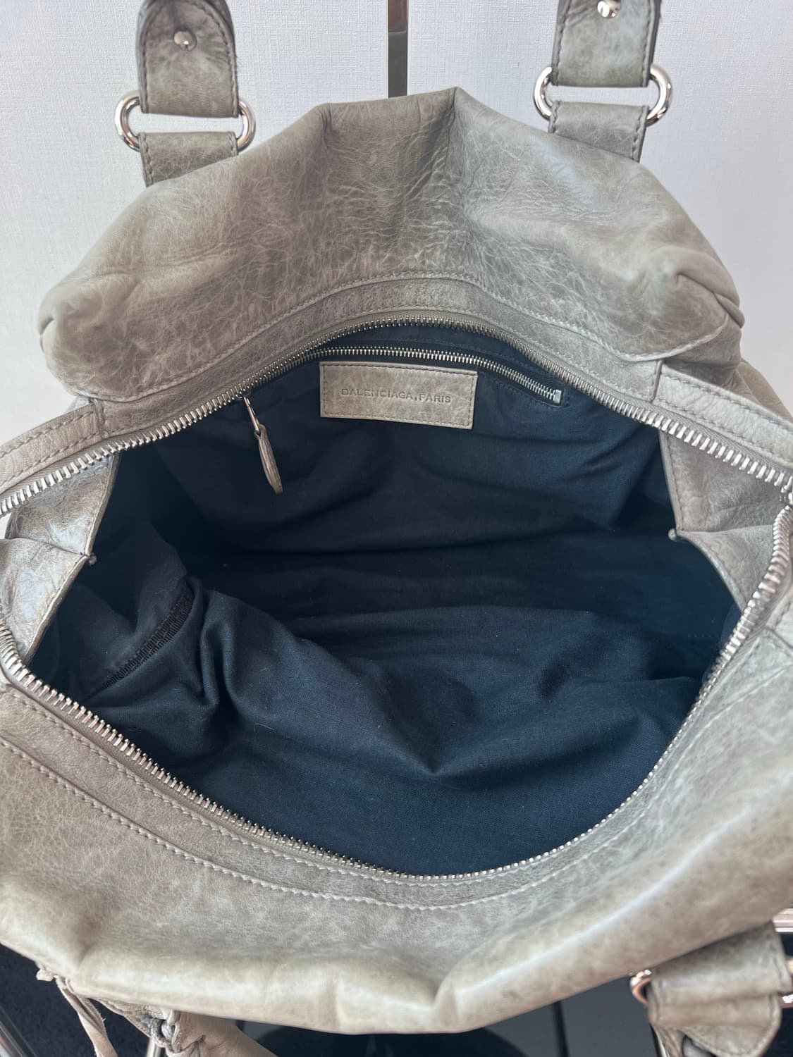 발렌시아가 모터백 상품이미지7