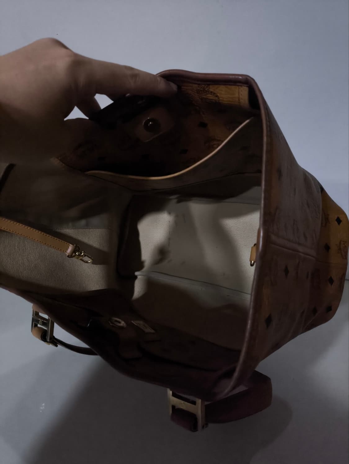 MCM 비세토스 쇼퍼백 상품이미지7