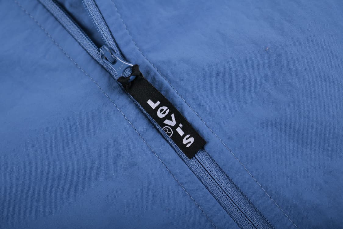 [M] 리바이스 빅로고 바람막이 상품이미지2