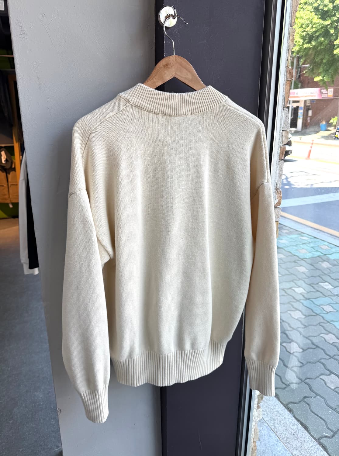 XL/ 아미 25FW 신형 엠브로이드 자수 가디건 상품이미지9