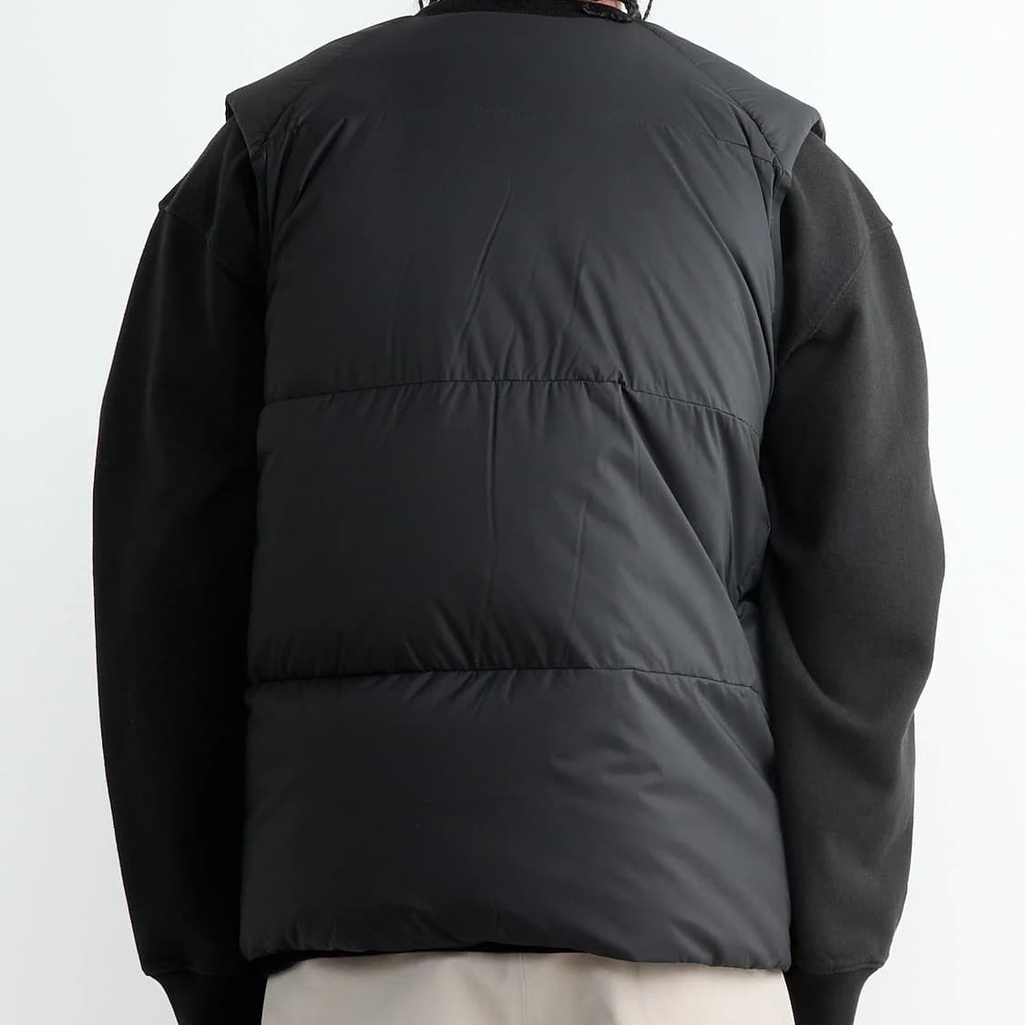 [L] 아크테릭스 베일런스 컨듀잇 다운 베스트 블랙 상품이미지5