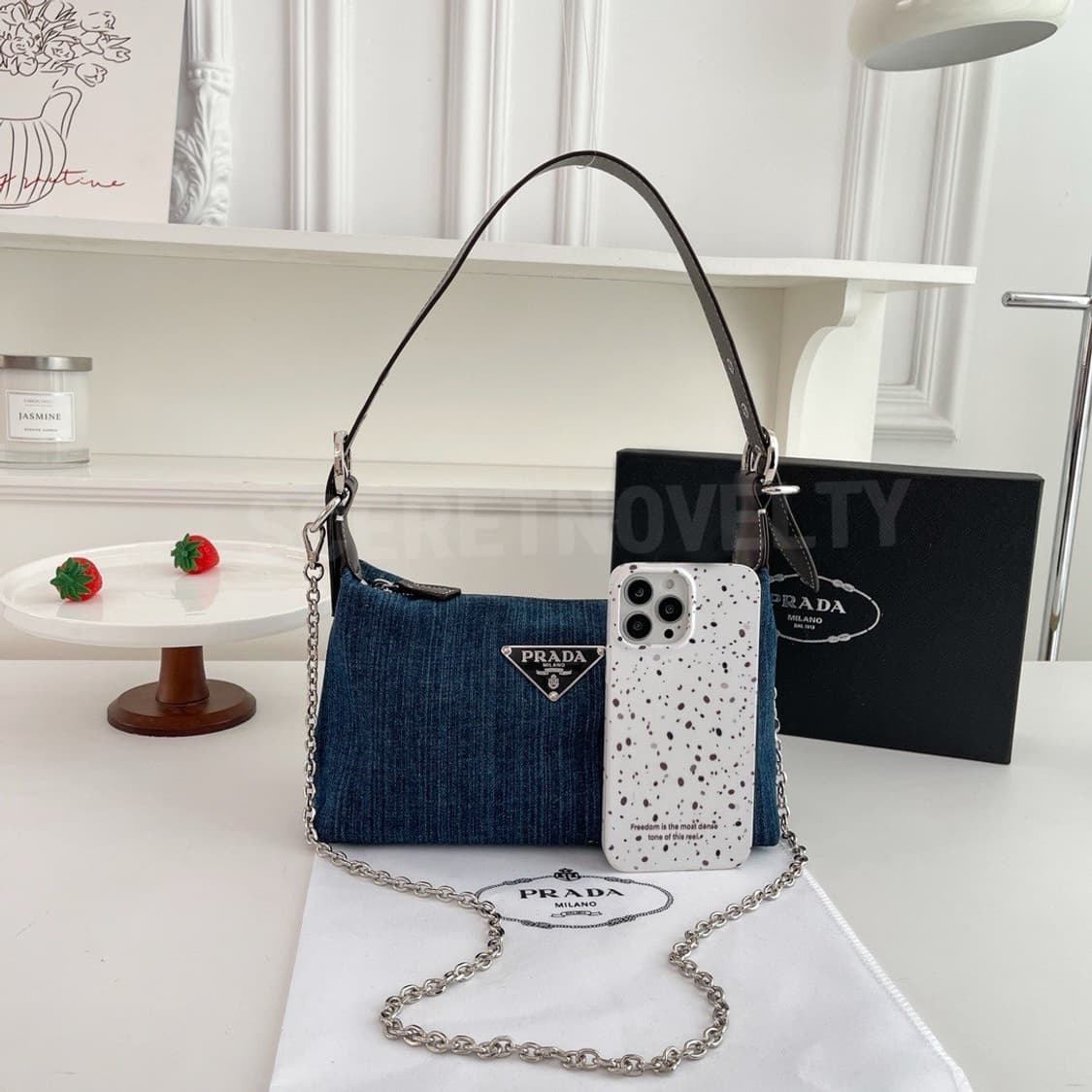 프라다 데님 체인 숄더 크로스 백  상품이미지8