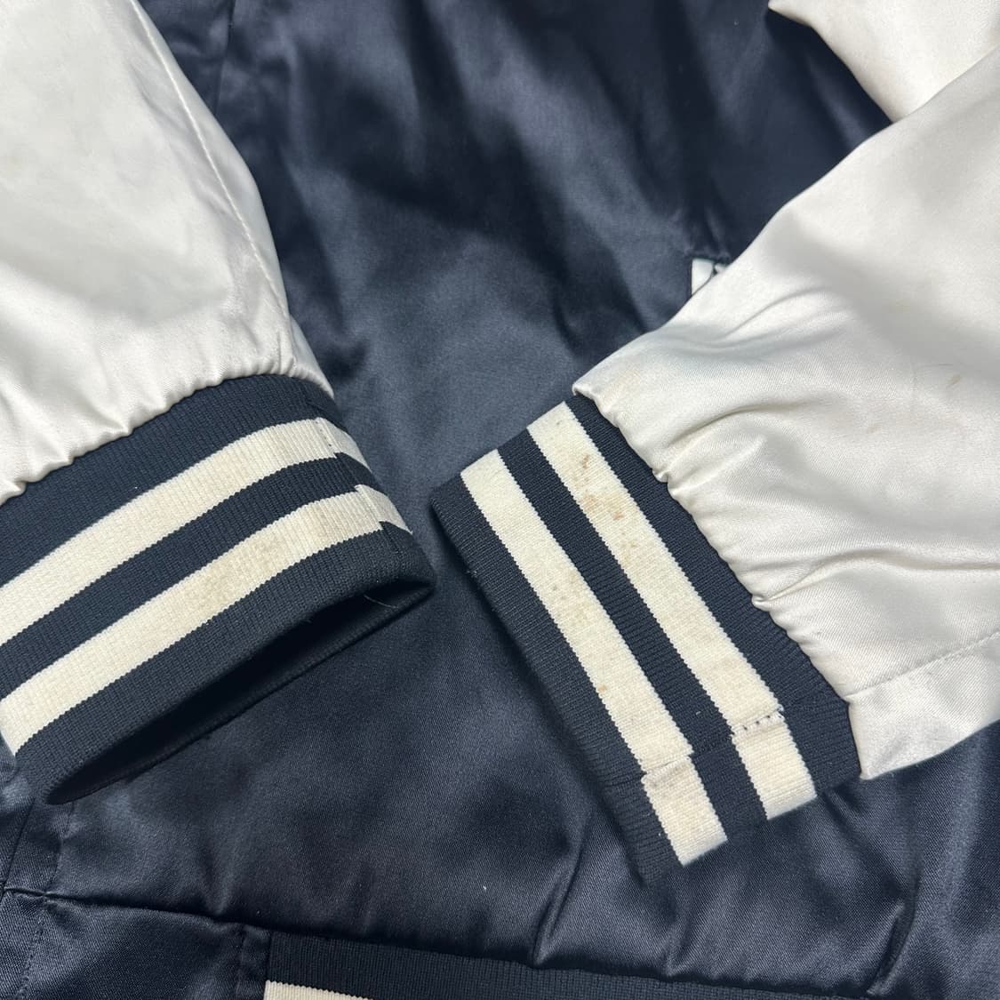 ✨ (바배) H:connect 꽃자수 블랙 자켓 스카쟌 상품이미지6