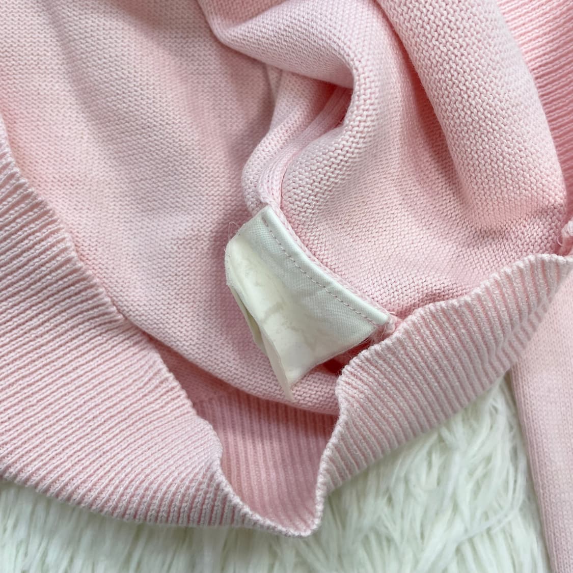 폴로 랄프로렌 포니 로고 피마코튼 브이넥 니트 연핑크 상품이미지5