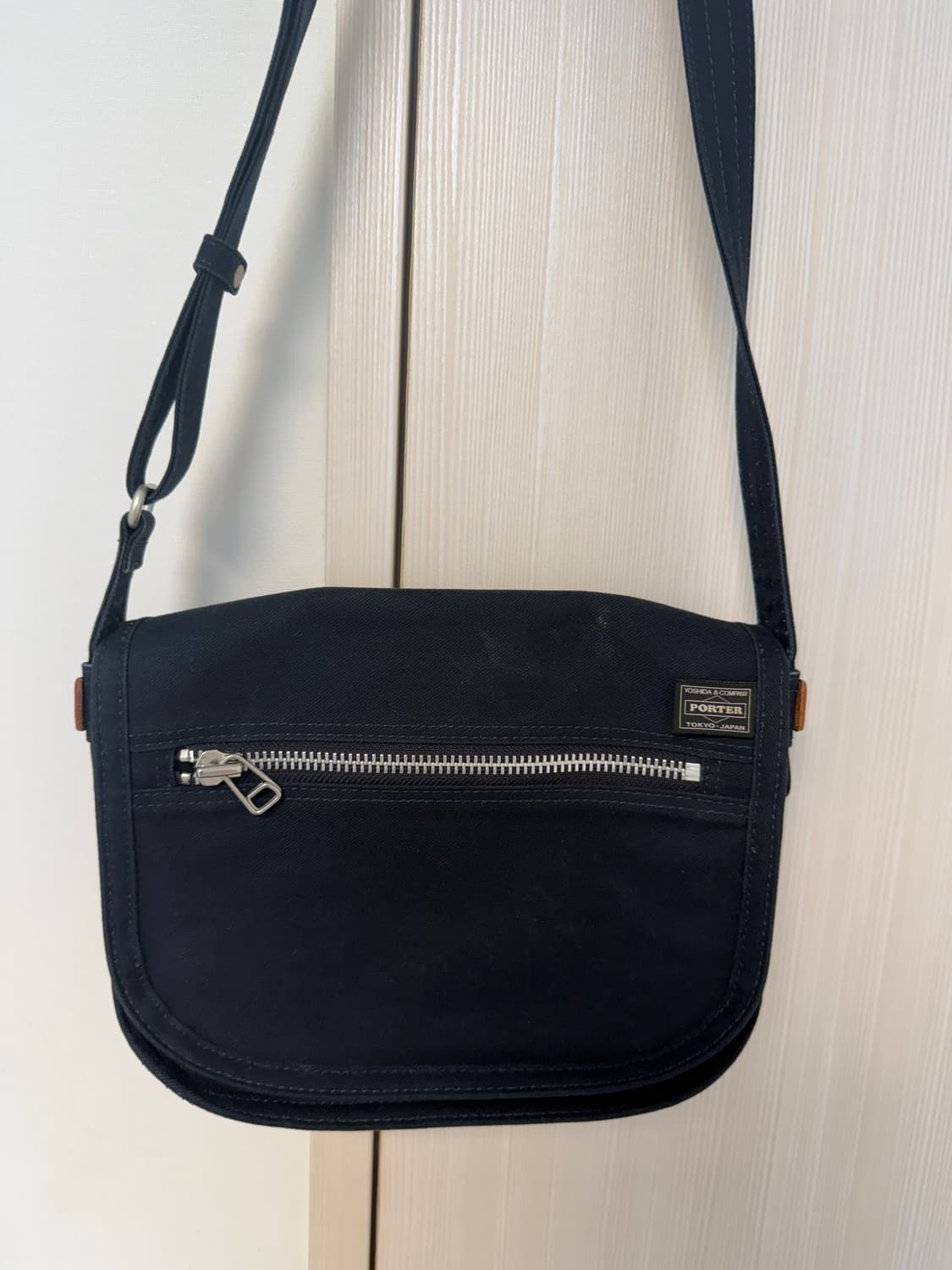 빈티지 포터 크로스백 상품이미지1