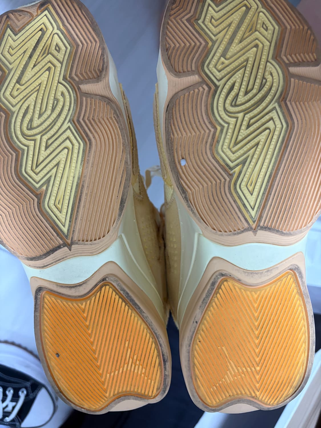 조던 자이언2 265사이즈 상품이미지2