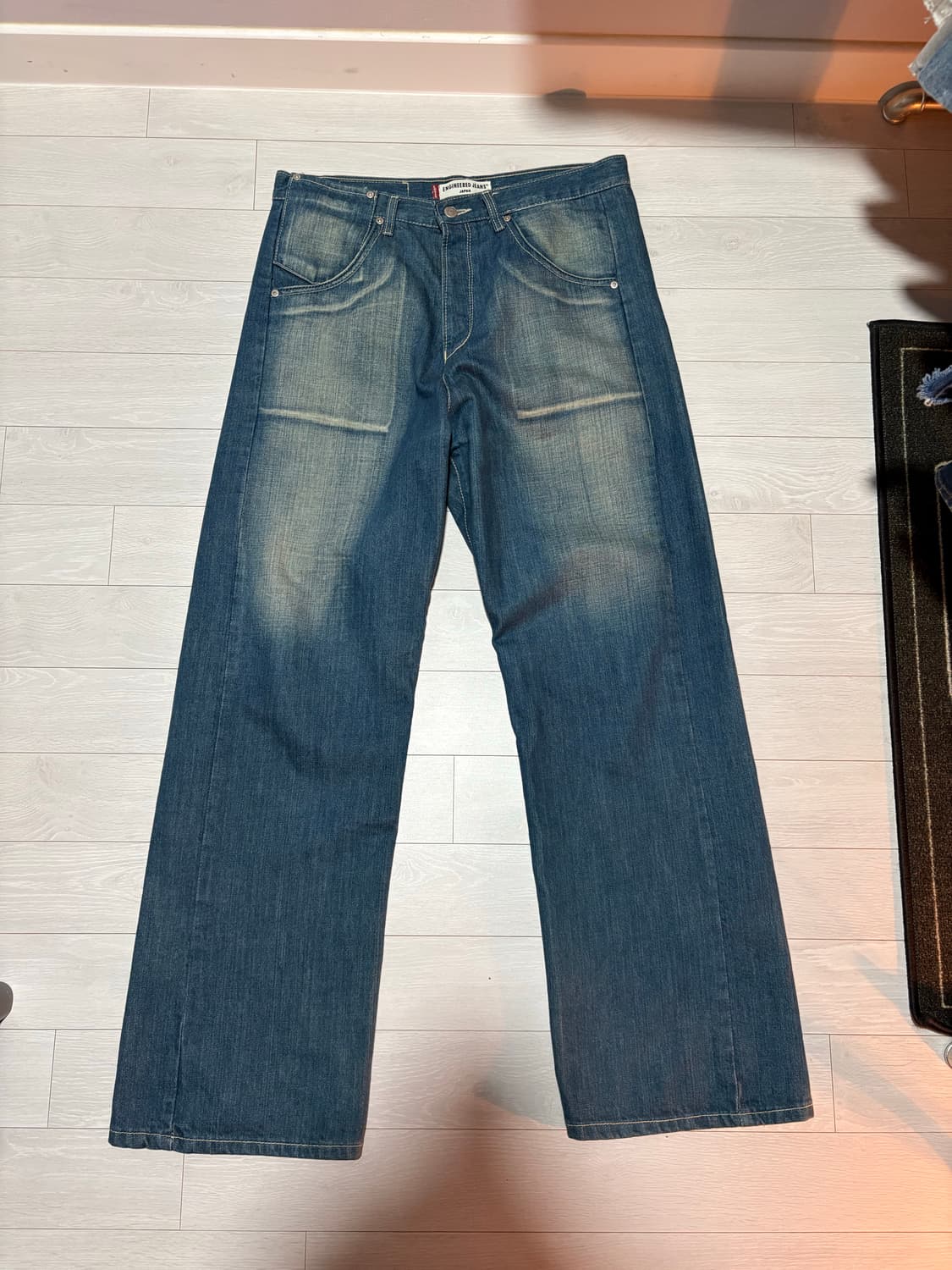 리바이스 엔지니어드 라인 데님팬츠 상품이미지1