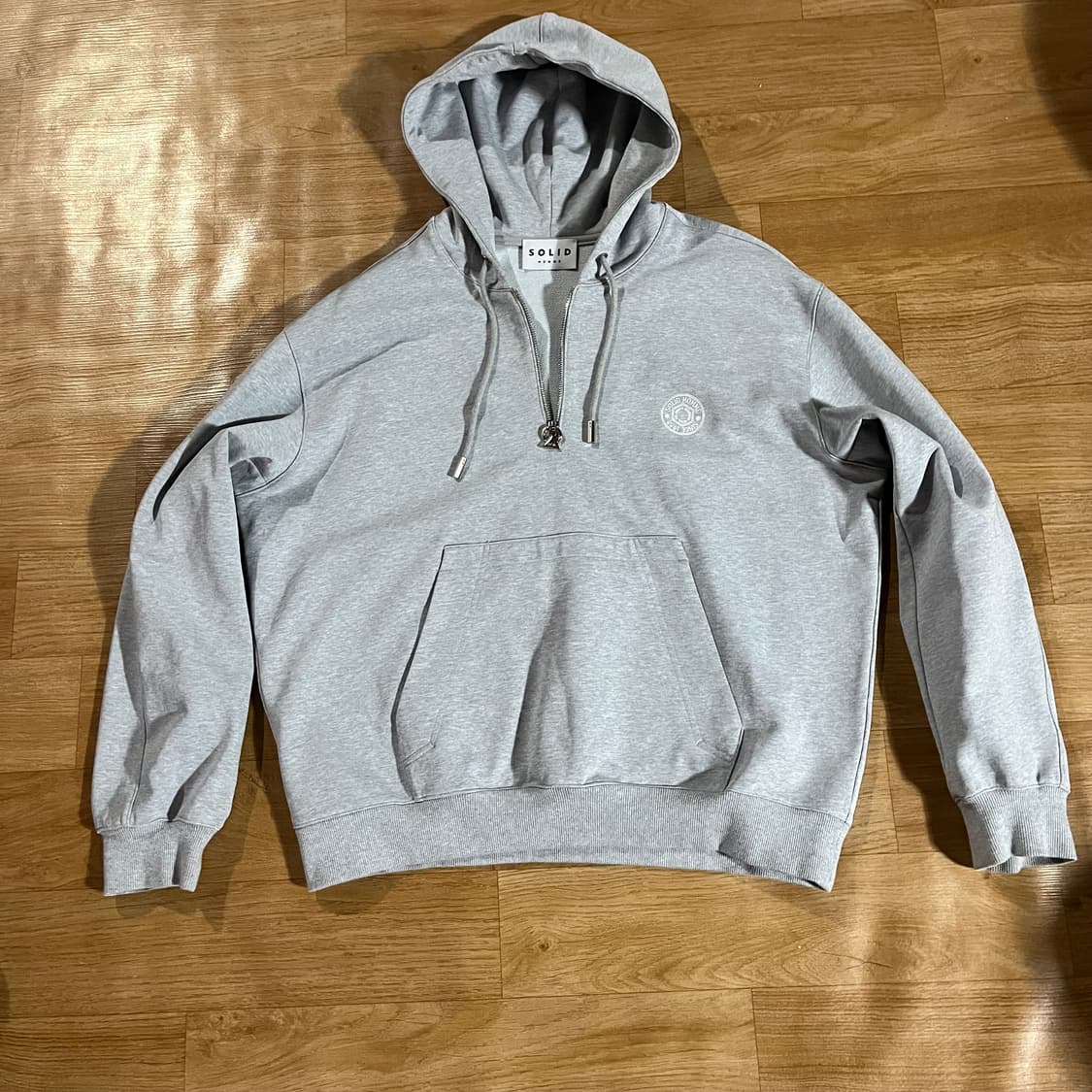 [105] 솔리드옴므 로고 반집업 후드티 상품이미지3