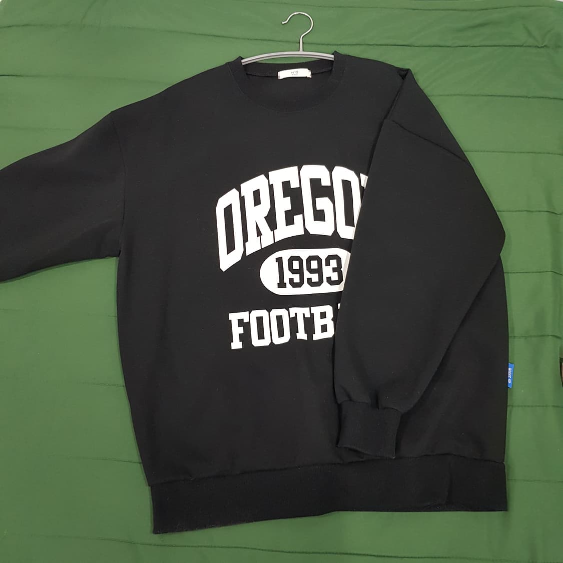 블랙 맨투맨 티셔츠 상품이미지1