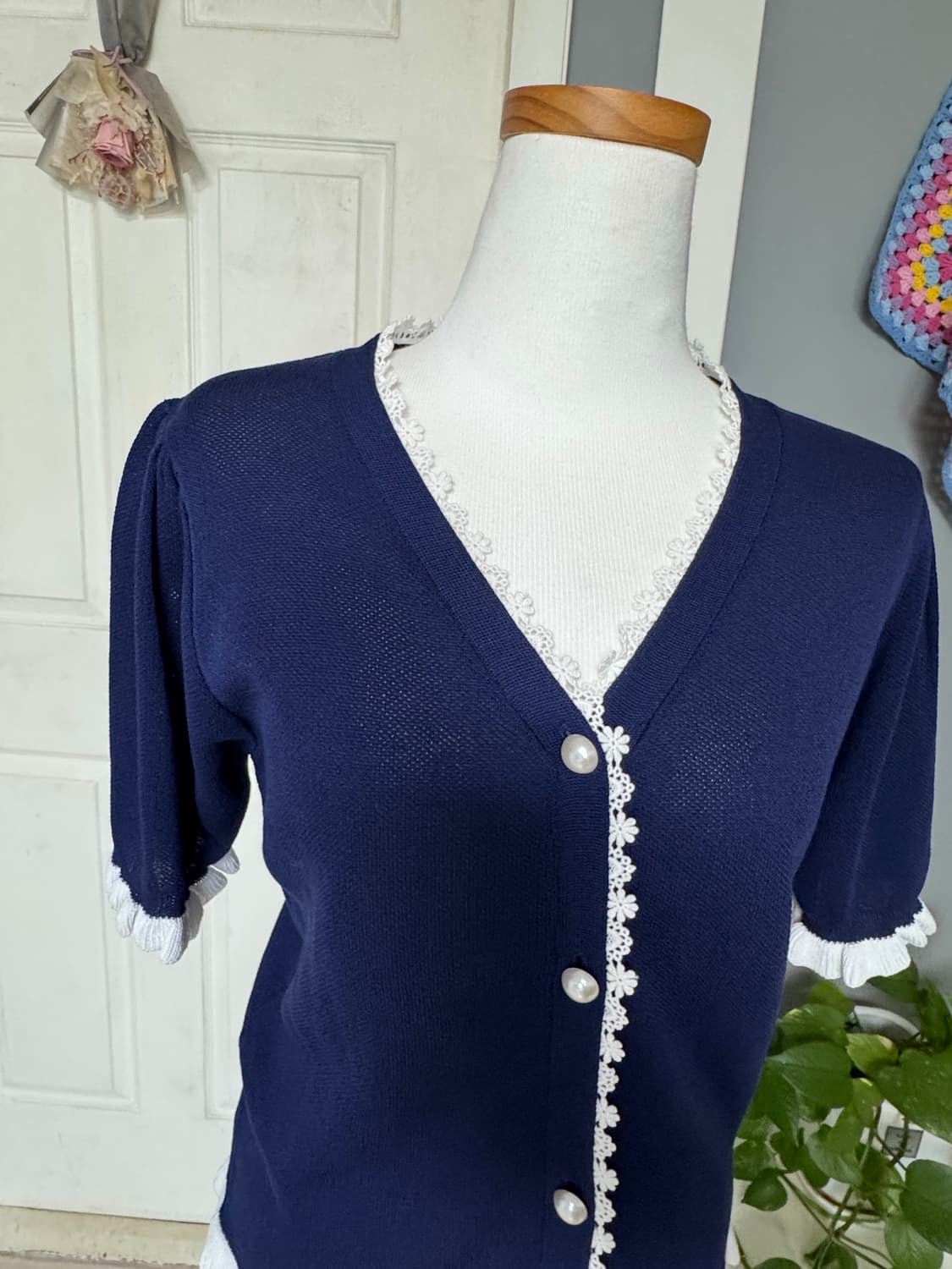 미착용 네이비 예쁜단추 니트반팔가디건 상품이미지9
