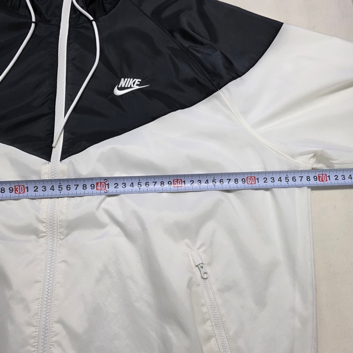 1610 [나이키] 바람막이 블랙/화이트 후드 집업 105 상품이미지3