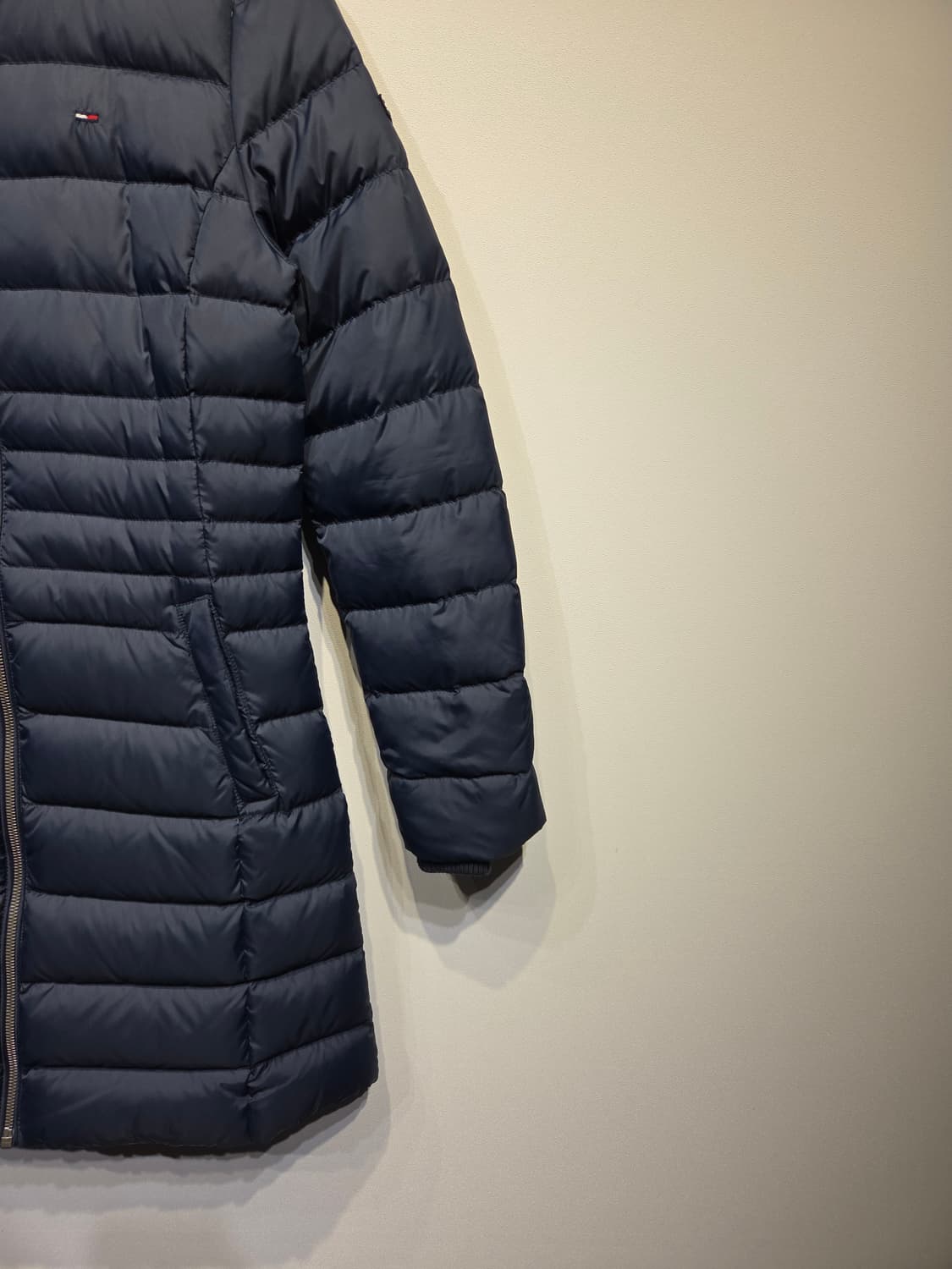 타미힐피거 데님 여성 네이비 롱 패딩 상품이미지5