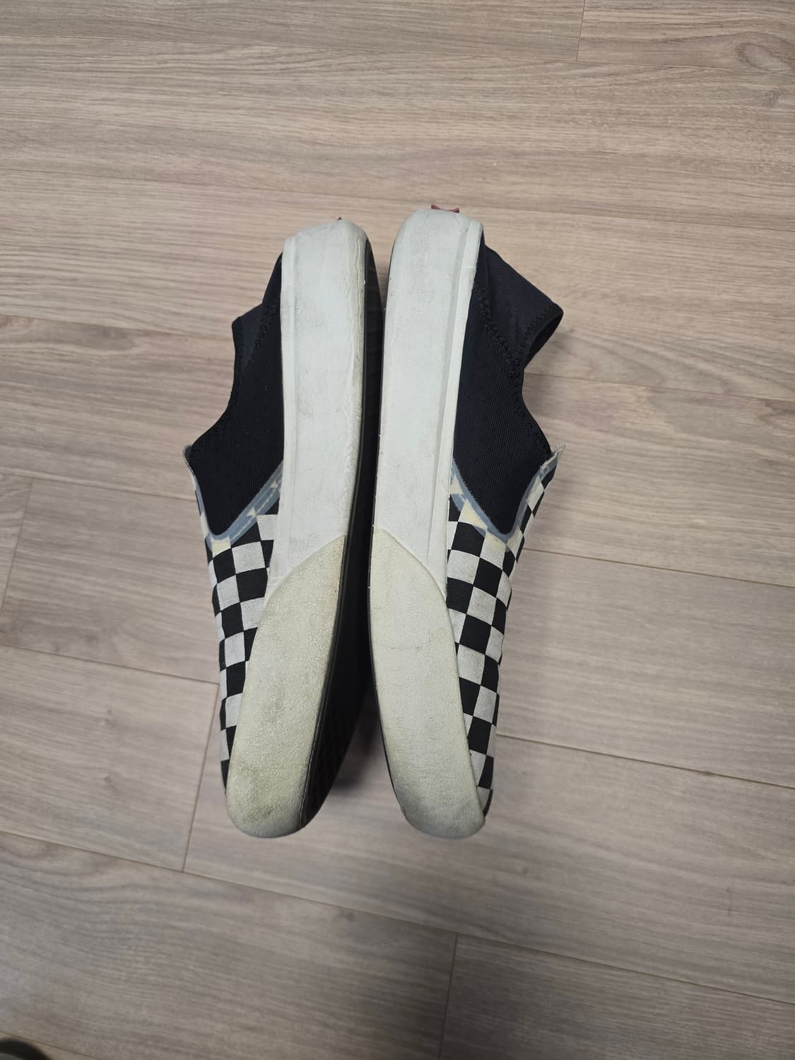 반스 컴피쿠시 원 블랙 270 상품이미지2