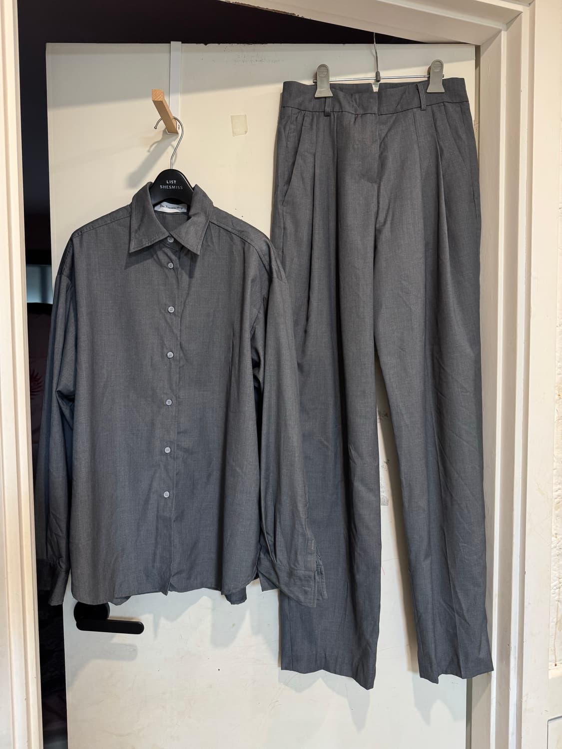 The frankie shop 더프랭키샵 셔츠 슬랙스 셋업 상품이미지2