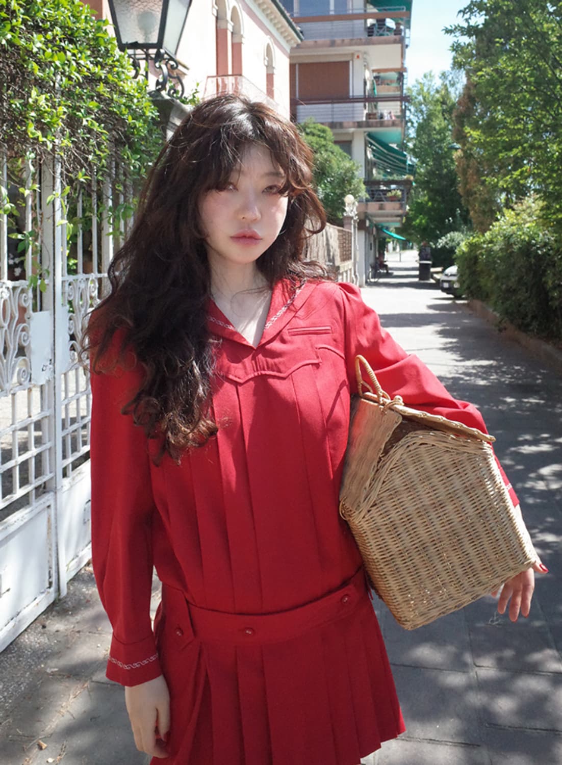 프레클 sailor pleats belt dress in red 상품이미지1