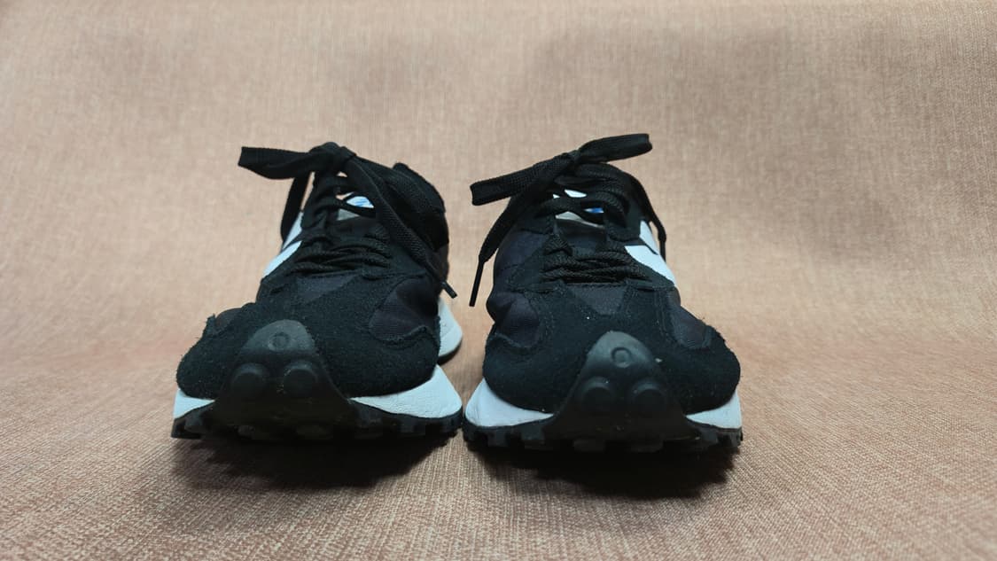 뉴발란스250cm- 327 블랙 운동화 상품이미지3