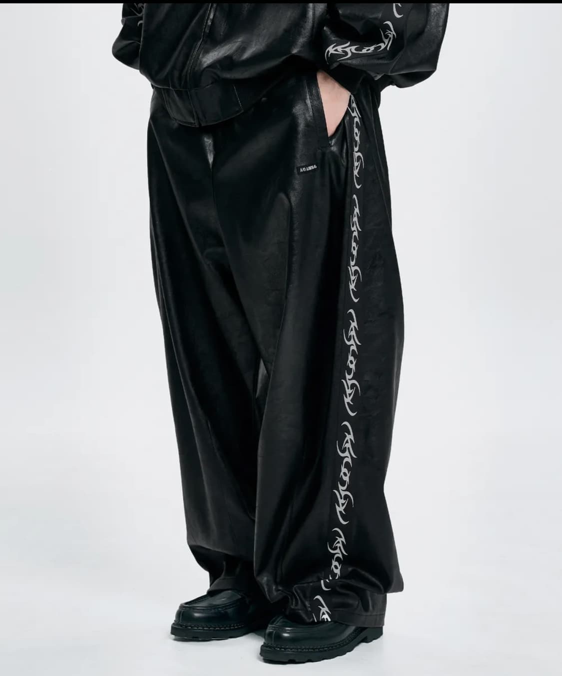 아조바이아조 비건레더 셋업  상품이미지7