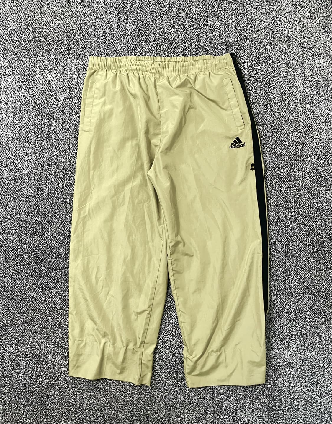 빈티지9. 아디다스 올드스쿨 90's 나일론 트랙팬츠 트레이닝 팬츠 츄바 상품이미지1