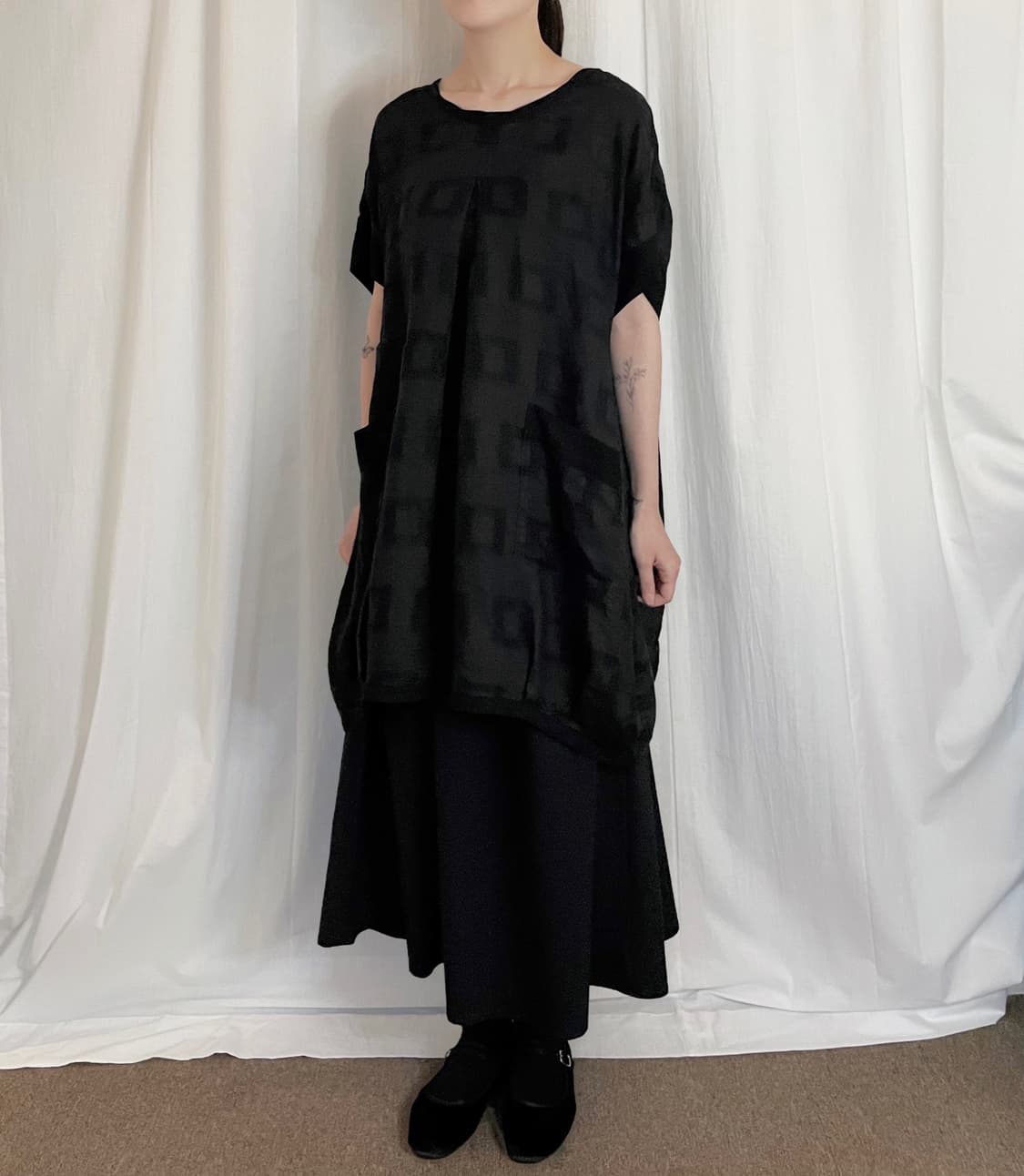 Square Pattern Linen Long Blouse 상품이미지1